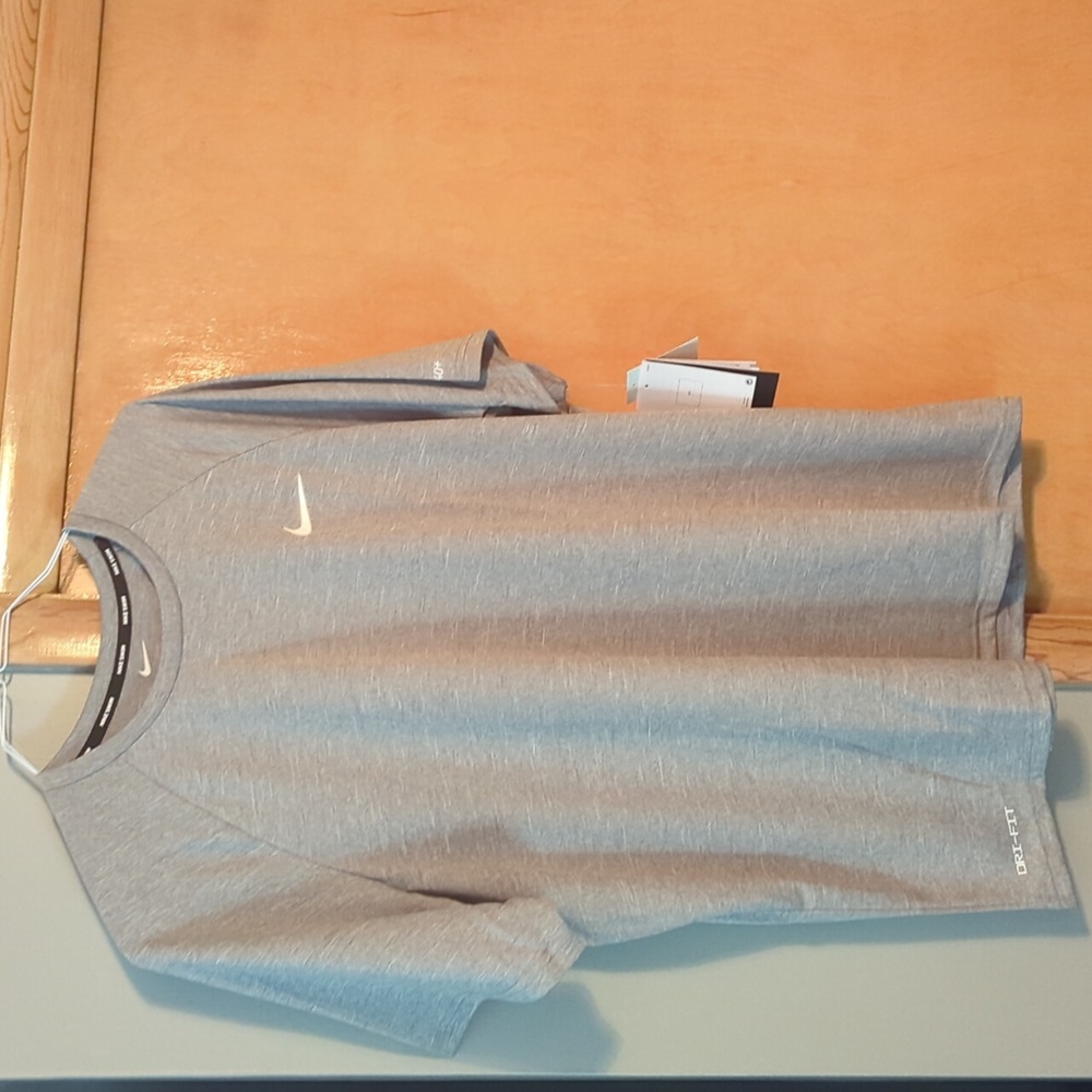 Nike Dri Fit UPF 40 Rash Guard
